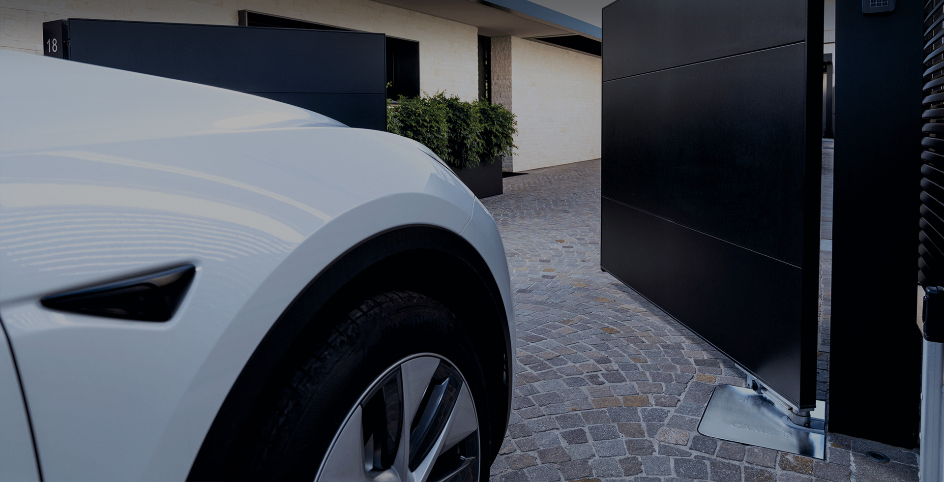 FROG X 地埋式平開(kāi)門(mén)機(jī)